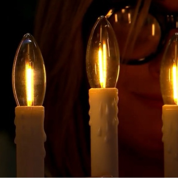 Bethlehem Lights 3 Tier Battery Operated Window Candle Adjustable Height/Flicker - Picture 7 of 8